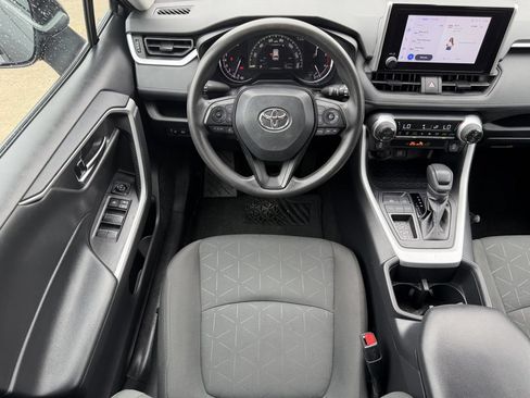 Used 2024 Toyota RAV4 XLE FWD image 14