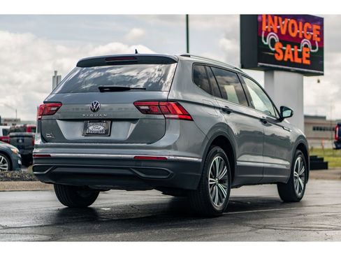 Used 2024 Volkswagen Tiguan Wolfsburg Edition FWD image 4