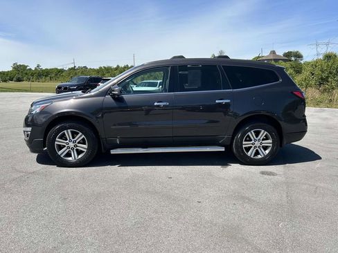 Used 2016 Chevrolet Traverse LT FWD image 6