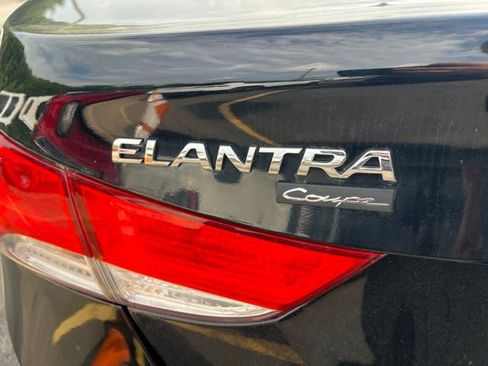 Used 2013 Hyundai Elantra FWD image 7