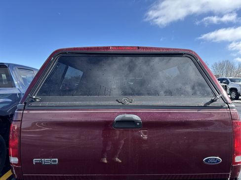 Used 1998 Ford F150 XLT image 12