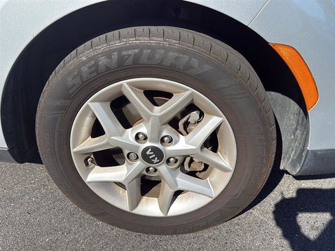 Used 2020 Kia Soul S FWD image 7