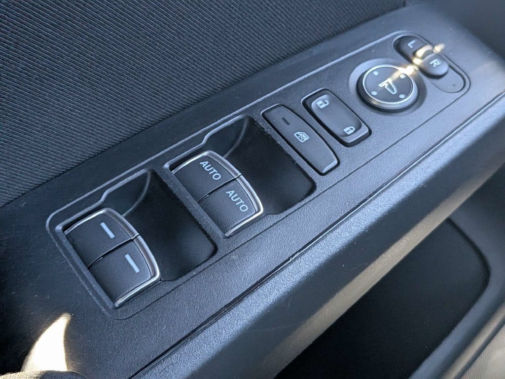 Used 2023 Honda Civic Sport image 25
