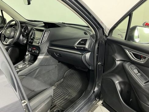 Used 2020 Subaru Forester Premium AWD/4WD image 29