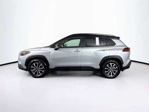 Certified 2026 Toyota Corolla Cross SE image 13