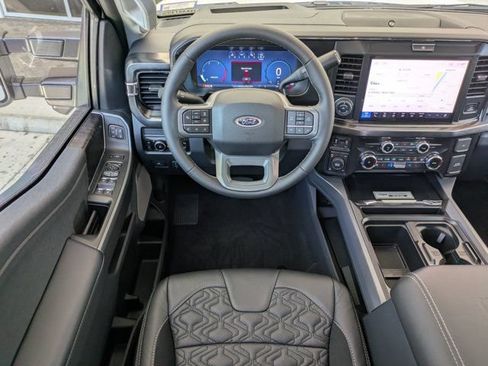 New 2026 Ford F250 Lariat w/ Black Appearance Package AWD/4WD image 17