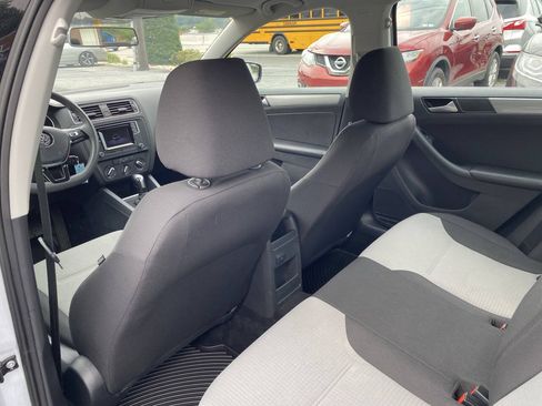 Used 2017 Volkswagen Jetta S FWD image 15
