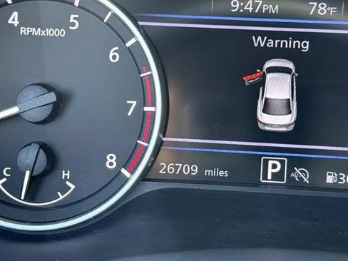 Used 2025 Nissan Sentra SV FWD image 43