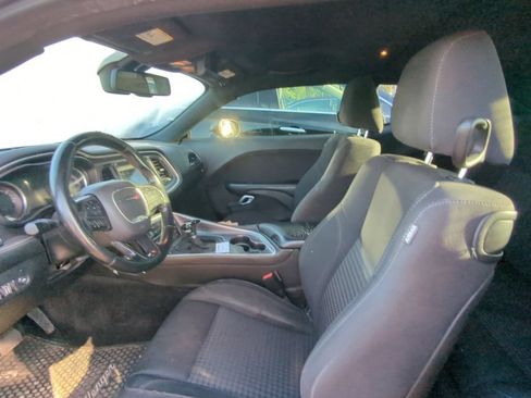 Used 2018 Dodge Challenger SXT RWD image 6