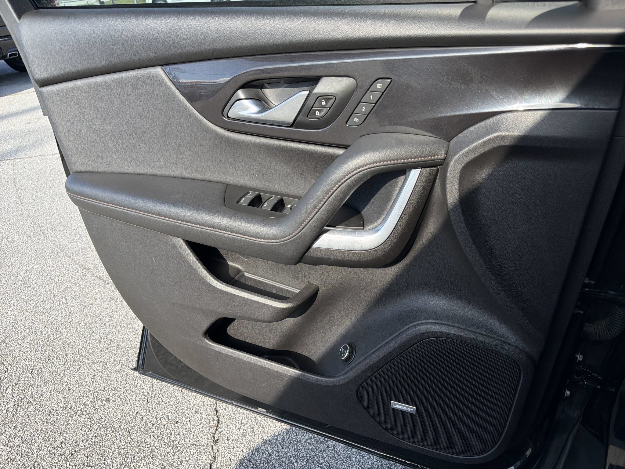 Used 2020 Chevrolet Blazer Premier w/ Driver Confidence II Package FWD image 13