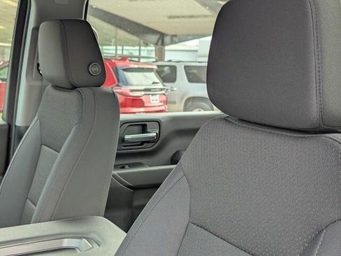 Used 2024 GMC Sierra 2500 Pro image 12