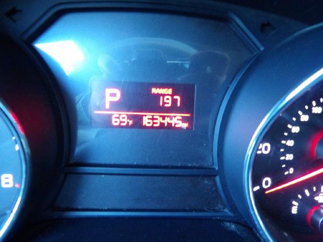 Used 2016 Kia Sedona LX w/ Option Group 020 FWD image 20
