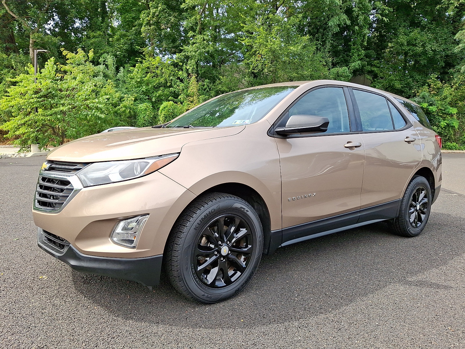 Used 2018 Chevrolet Equinox LS AWD/4WD image 3
