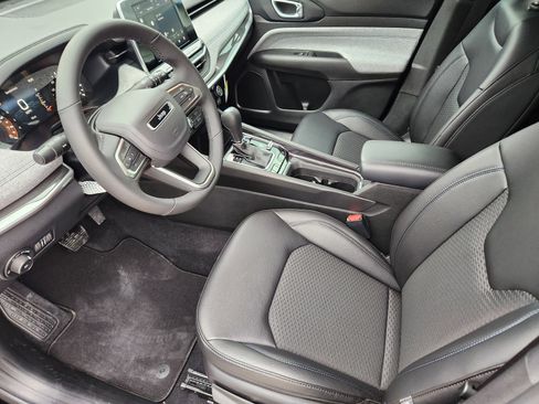 New 2026 Jeep Compass Latitude AWD/4WD image 13