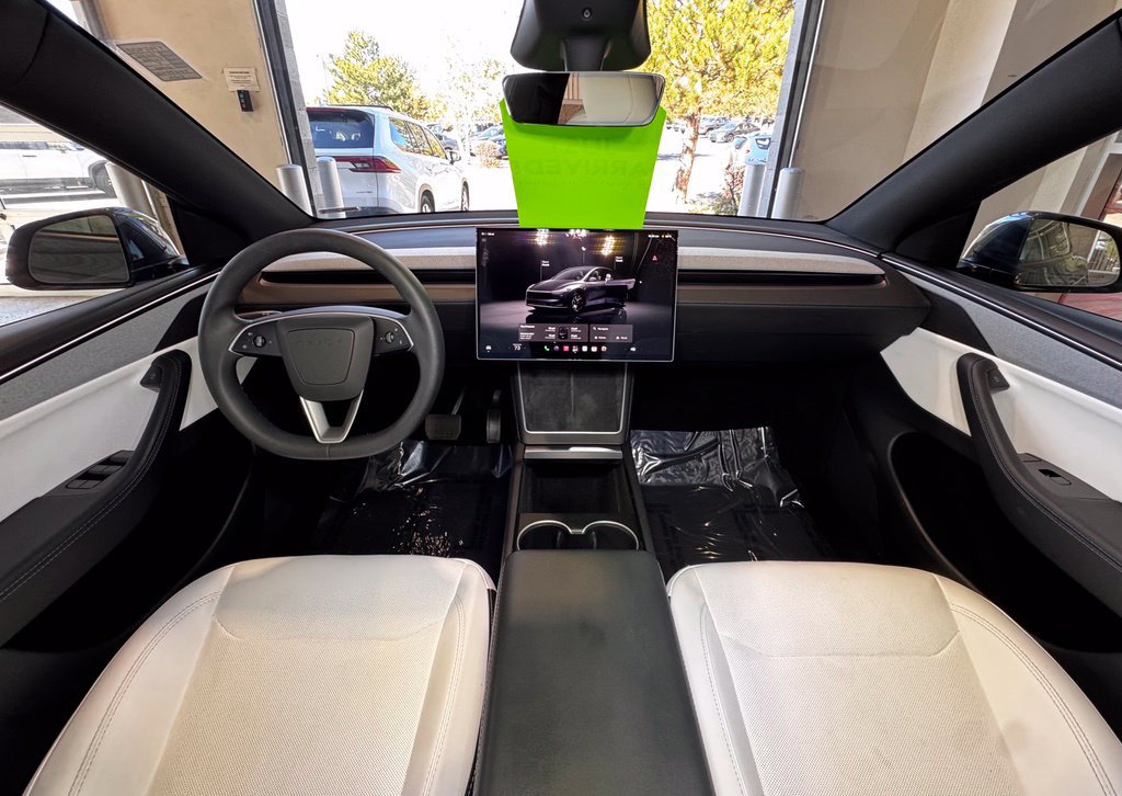 Used 2026 Tesla Model Y Long Range AWD/4WD image 12