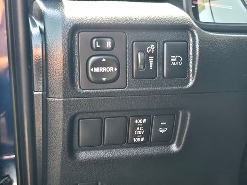 Used 2022 Toyota 4Runner TRD Off-Road AWD/4WD image 20