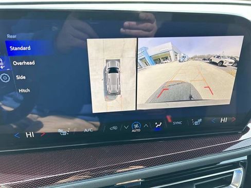 New 2026 Chevrolet Traverse Z71 w/ Driver Confidence Package image 20