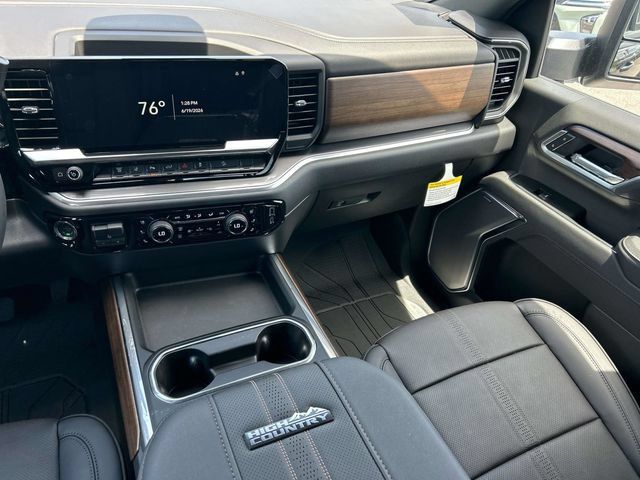 New 2026 Chevrolet Silverado 2500 High Country w/ Midnight Edition AWD/4WD image 16