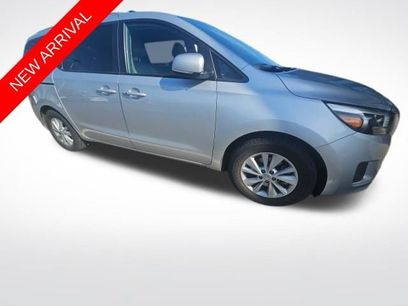Used 2018 Kia Sedona LX w/ LX Essentials Premium Package