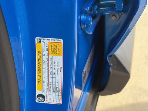 Used 2026 Chevrolet Equinox EV LT image 22