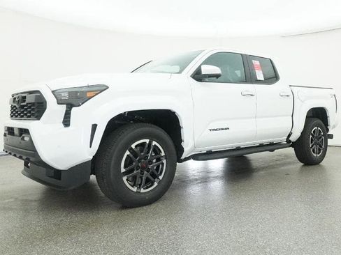 New 2026 Toyota Tacoma TRD Sport RWD image 17