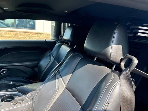 Used 2019 Dodge Challenger SXT w/ Plus Package RWD image 3
