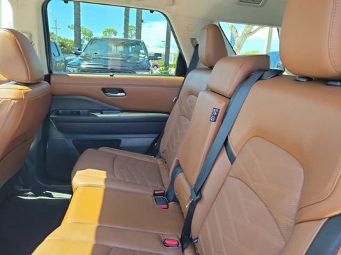 Certified 2024 Nissan Pathfinder Platinum w/ Cargo Package image 16