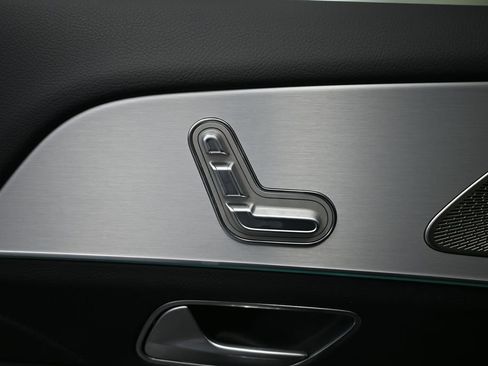 Used 2026 Mercedes-Benz GLS 450 4MATIC image 31