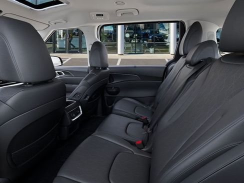 New 2026 Kia Carnival SX w/ SX Dark Edition Package FWD image 18