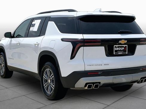 Certified 2024 Chevrolet Traverse LT AWD/4WD image 12