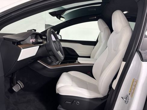 Used 2023 Tesla Model X AWD/4WD image 11