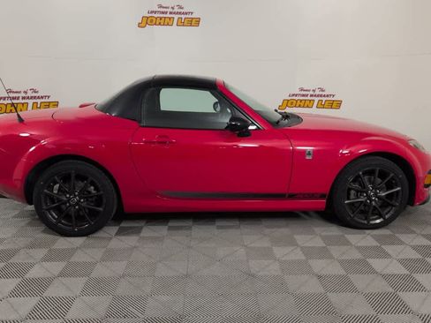 Used 2013 MAZDA MX-5 Miata Club image 7