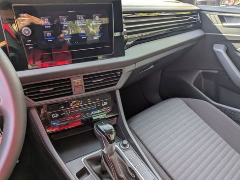 Used 2025 Volkswagen Jetta S image 20