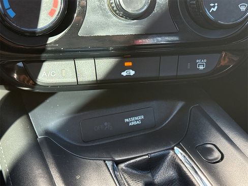 Certified 2022 Honda HR-V Sport image 28