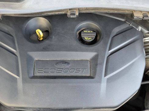 Used 2015 Ford Escape SE w/ Equipment Group 201A AWD/4WD image 11