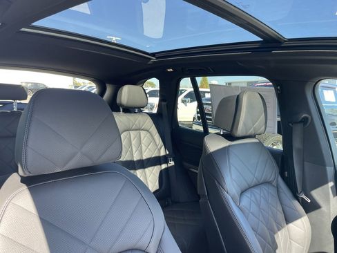 Used 2024 BMW X5 sDrive40i image 34