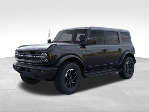 New 2026 Ford Bronco Outer Banks AWD/4WD image 1