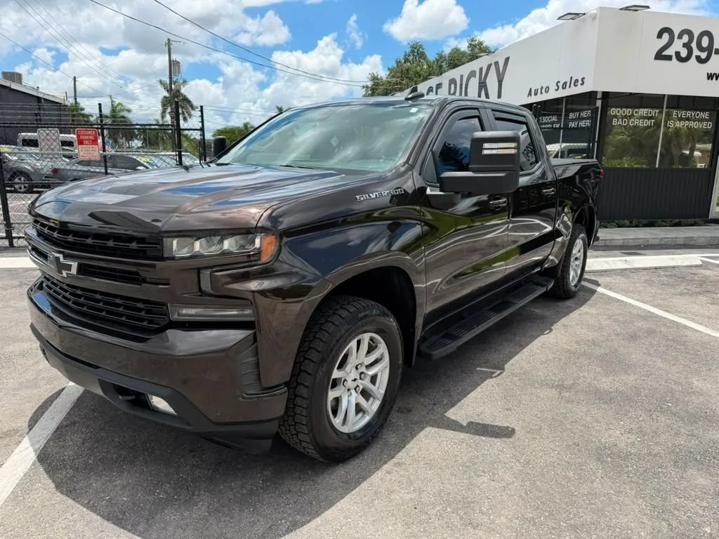 Used 2019 Chevrolet Silverado 1500 RST w/ All-Star Edition RWD image 9