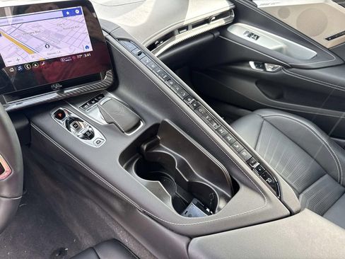 Used 2023 Chevrolet Corvette Stingray Preferred Cpe w/ Z51 Performance Package image 24