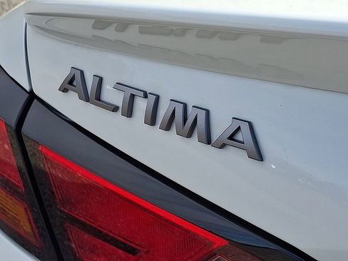 Used 2025 Nissan Altima 2.5 SV w/ SV Special Edition Package image 29