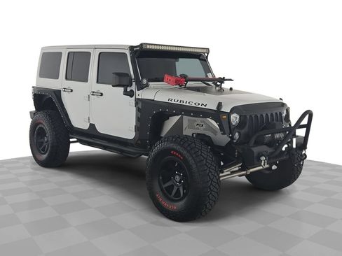 Used 2017 Jeep Wrangler Unlimited Rubicon w/ Connectivity Group AWD/4WD image 1