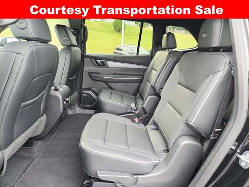 New 2026 Buick Enclave Sport Touring w/ Power Package image 12