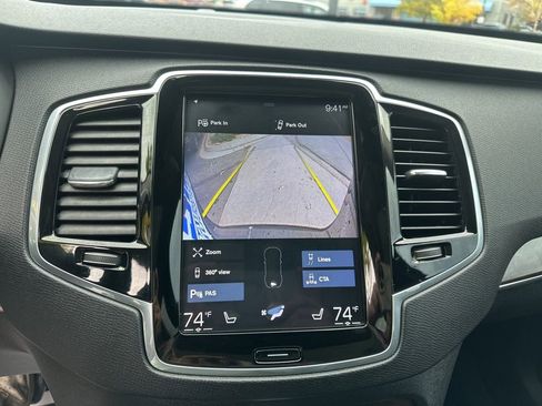 Used 2018 Volvo XC90 T6 Momentum w/ Convenience Package image 17