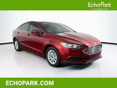 Used 2018 Ford Fusion S FWD image 1