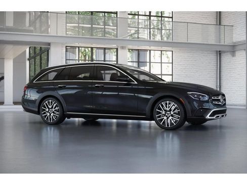Certified 2022 Mercedes-Benz E 450 4MATIC All-Terrain Wagon image 14