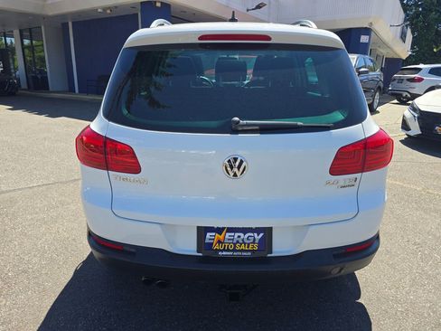 Used 2015 Volkswagen Tiguan SEL AWD/4WD image 6