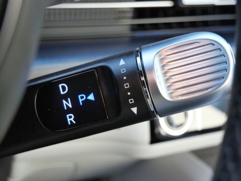 Certified 2024 Hyundai Ioniq 6 SEL image 25