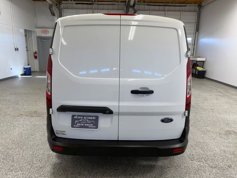 Used 2020 Ford Transit Connect XL image 3
