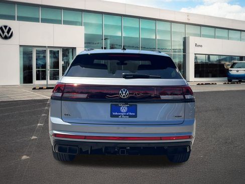 New 2026 Volkswagen Atlas Cross Sport SEL R-Line AWD/4WD image 5