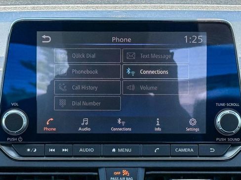 Used 2022 Nissan Altima 2.5 SR w/ Midnight Edition Package FWD image 14